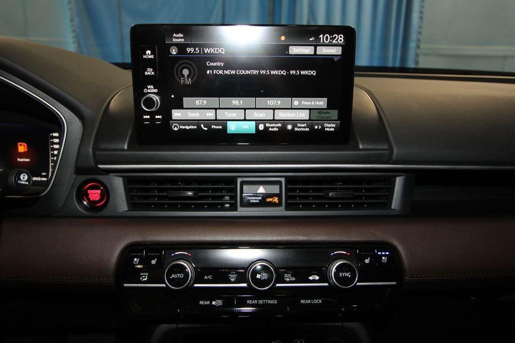 used 2023 Honda Pilot car, priced at $47,991