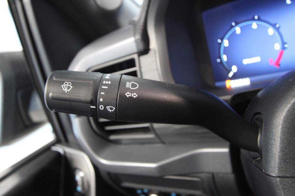 new 2025 Ford F-150 car, priced at $62,256