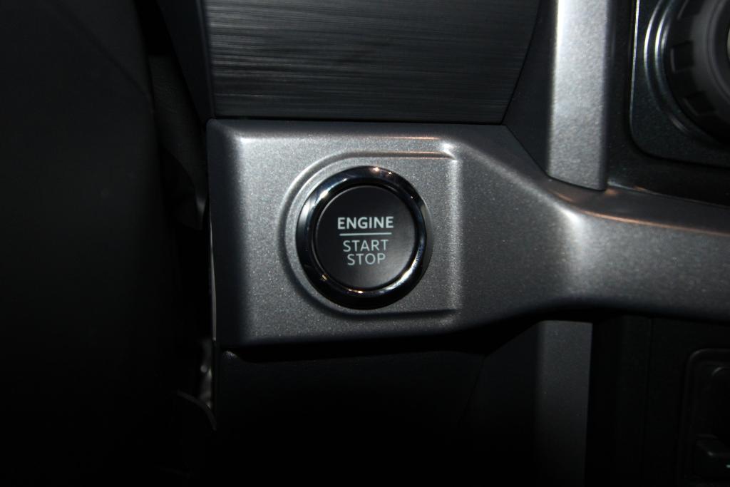 new 2025 Ford F-150 car, priced at $62,256