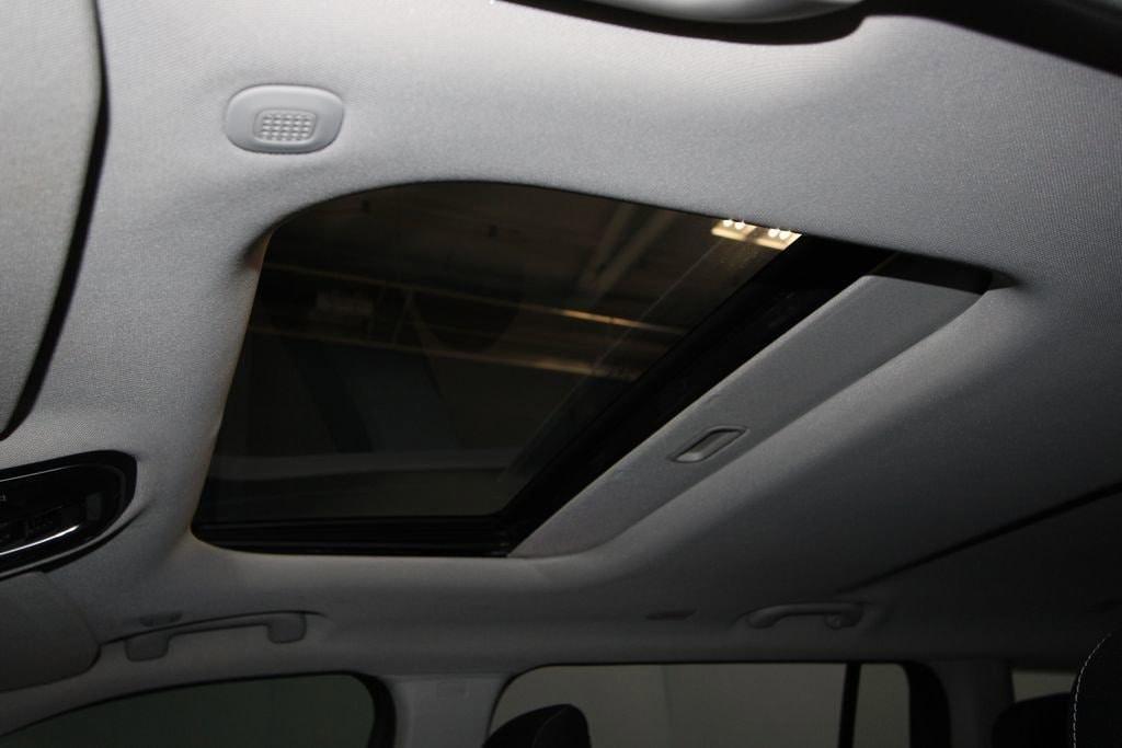 used 2024 Jeep Grand Cherokee L car, priced at $39,491