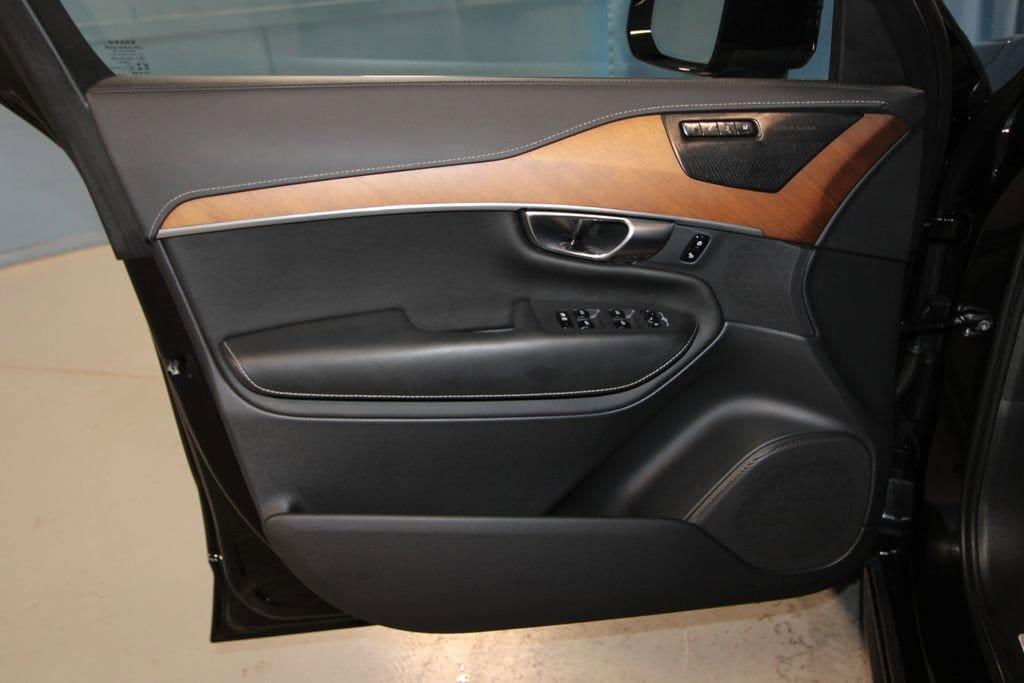 used 2019 Volvo XC90 car, priced at $33,991