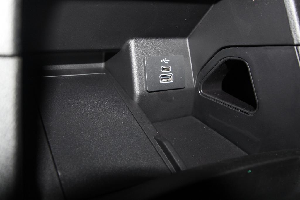 new 2025 Ford Ranger car, priced at $38,980