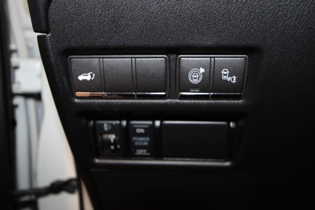 used 2017 INFINITI QX80 car, priced at $19,999