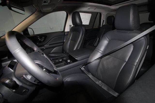 new 2025 Lincoln Aviator car, priced at $65,527