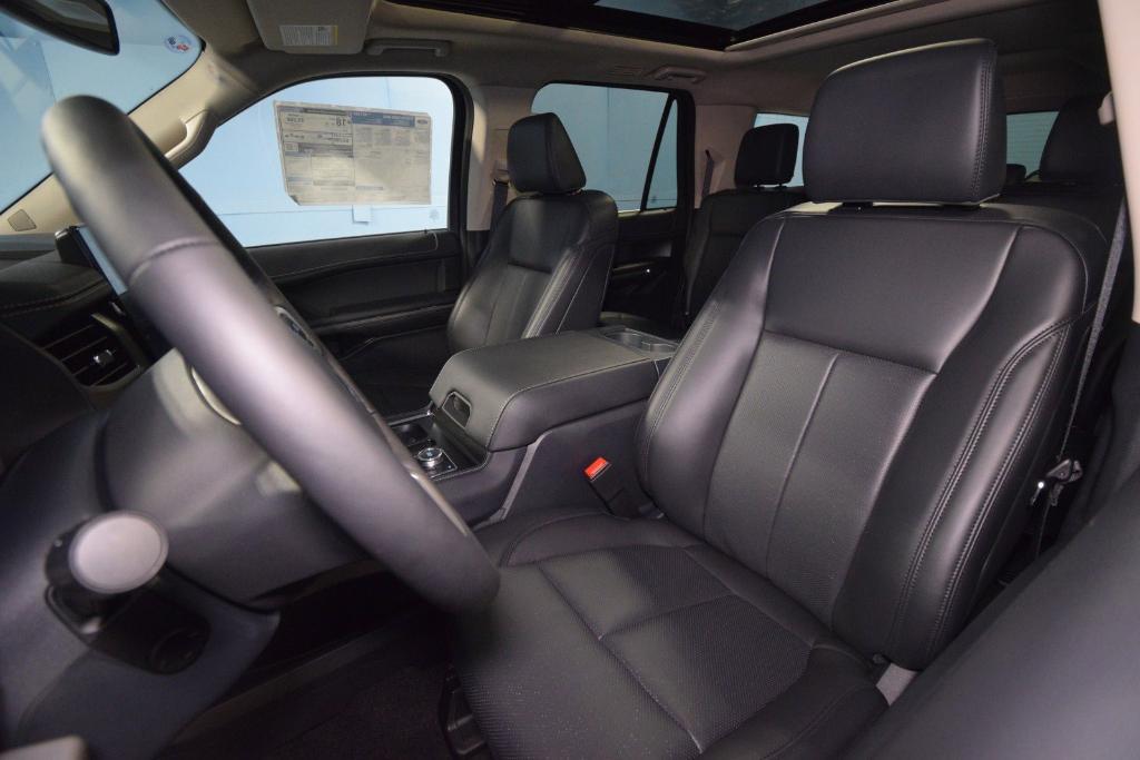 new 2024 Ford Expedition Max car, priced at $65,526