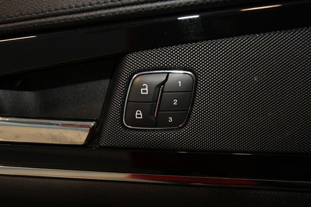 used 2022 Lincoln Nautilus car, priced at $36,500