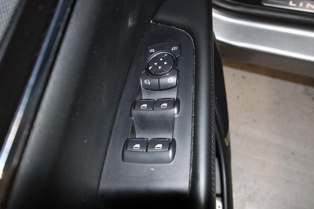 used 2022 Lincoln Nautilus car, priced at $36,500