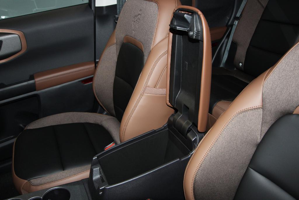new 2025 Ford Bronco Sport car, priced at $38,927