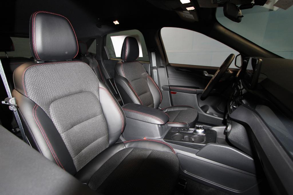 new 2025 Ford Escape car, priced at $32,810