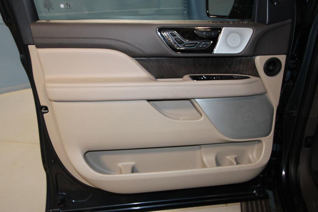 used 2024 Lincoln Navigator car, priced at $89,991
