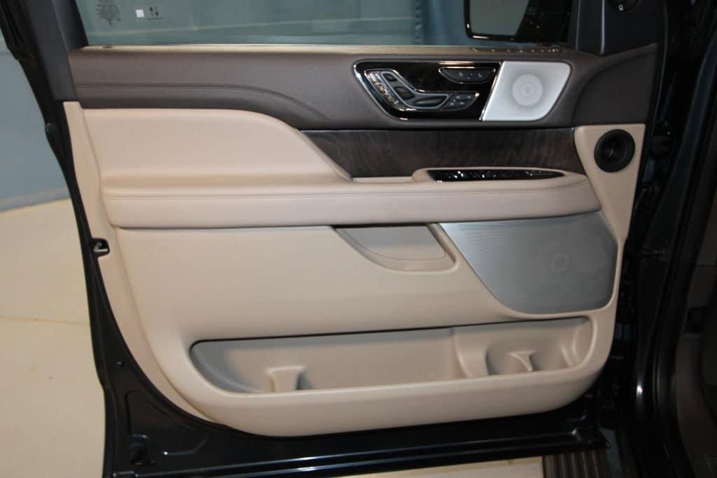used 2024 Lincoln Navigator car, priced at $79,991