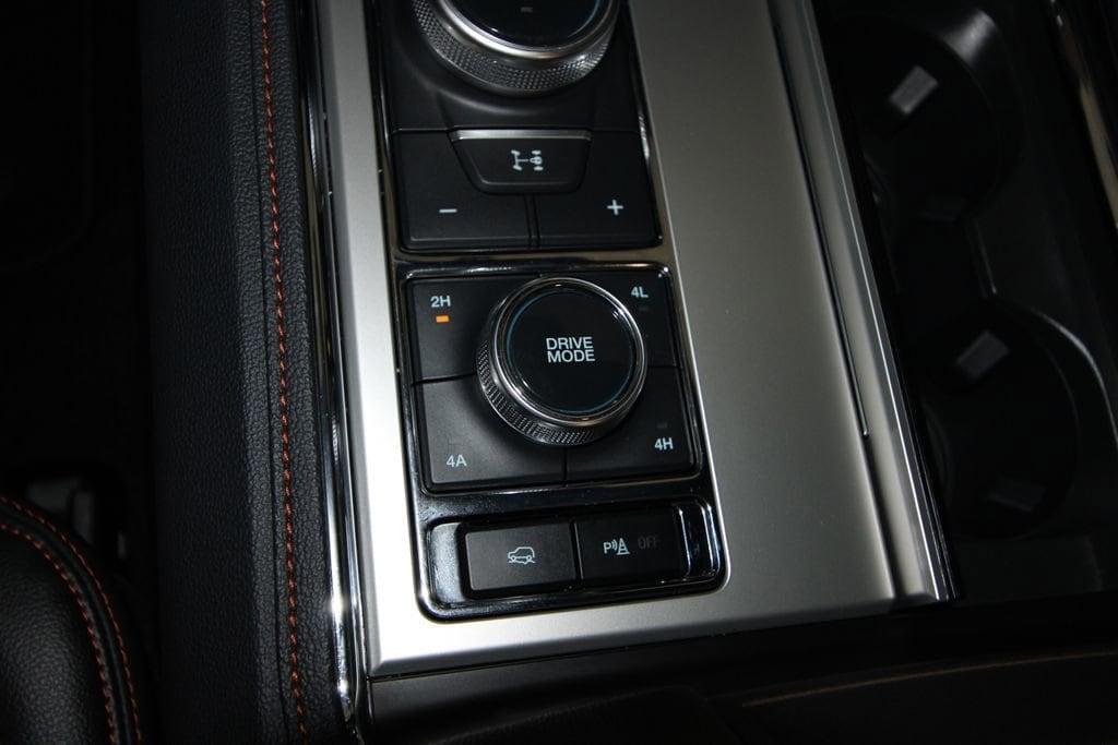 used 2024 Ford Expedition car, priced at $79,991