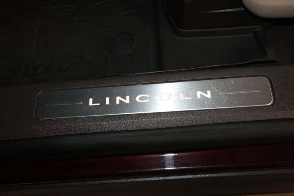 used 2021 Lincoln Aviator car, priced at $49,991