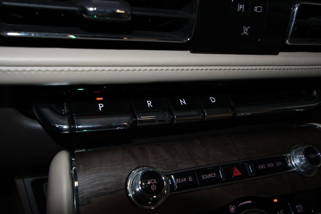 used 2021 Lincoln Aviator car, priced at $49,991