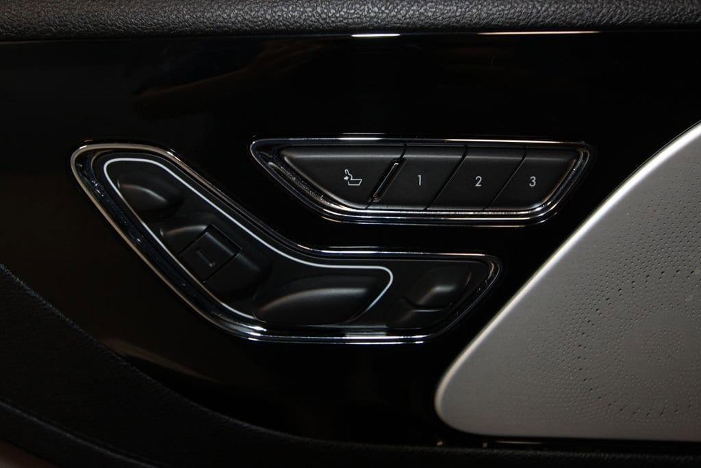 used 2022 Lincoln Aviator car, priced at $53,645