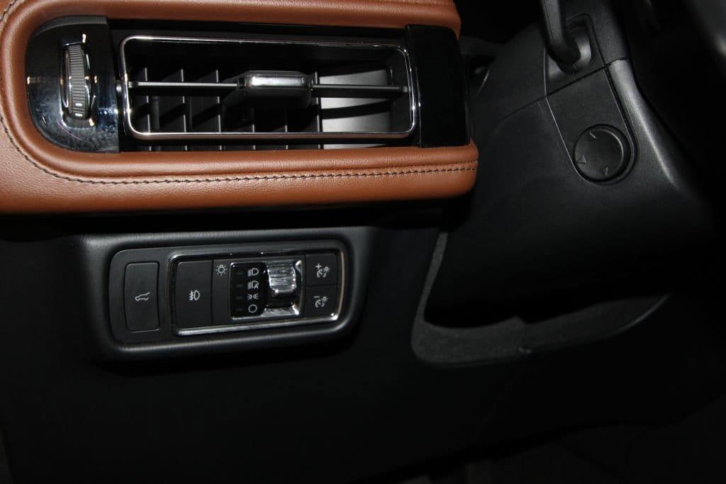 used 2022 Lincoln Aviator car, priced at $53,645