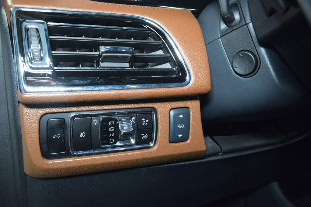 used 2024 Lincoln Navigator L car, priced at $92,500