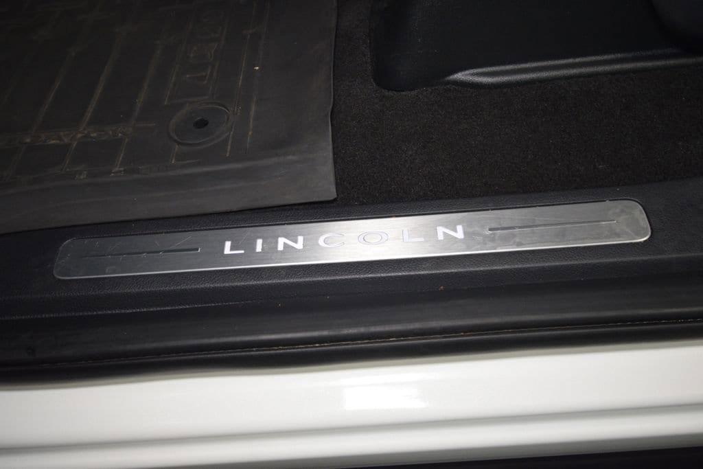 used 2024 Lincoln Navigator L car, priced at $92,500