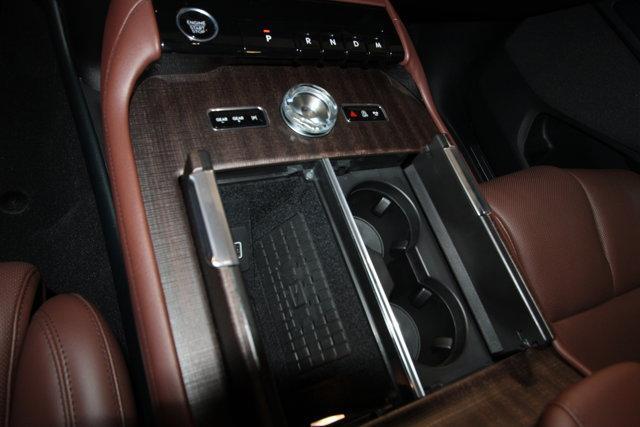 new 2025 Lincoln Navigator car, priced at $103,125