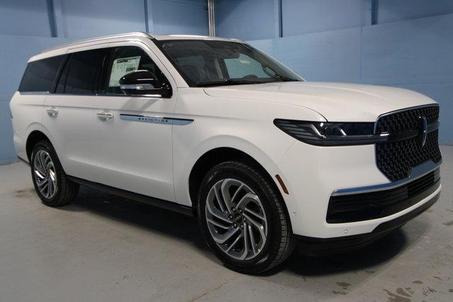 new 2025 Lincoln Navigator car, priced at $101,940