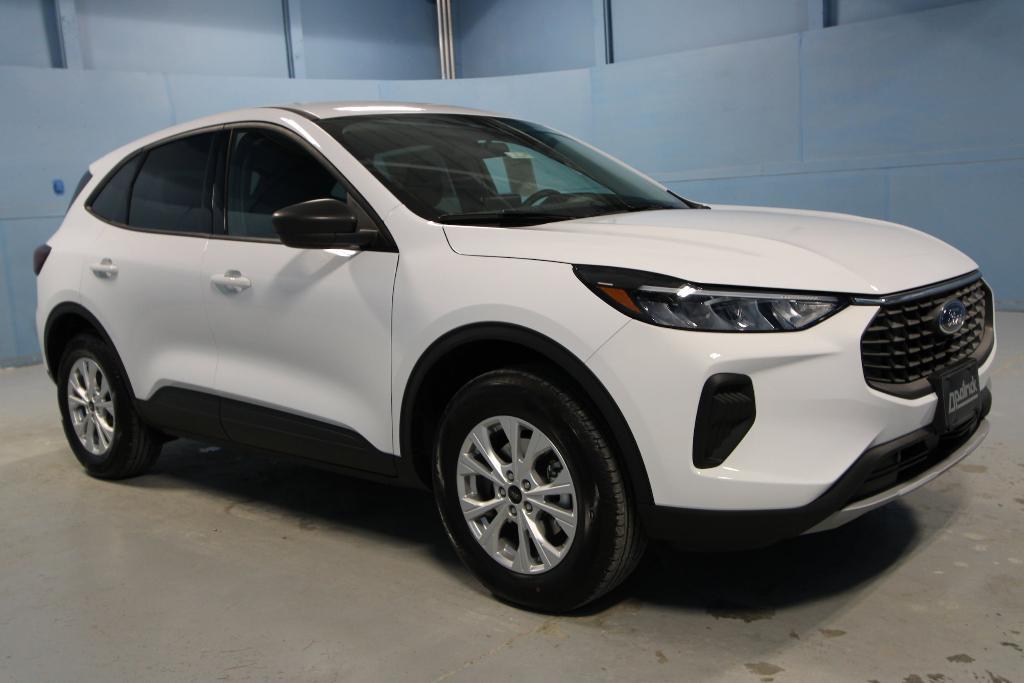 new 2025 Ford Escape car, priced at $31,388