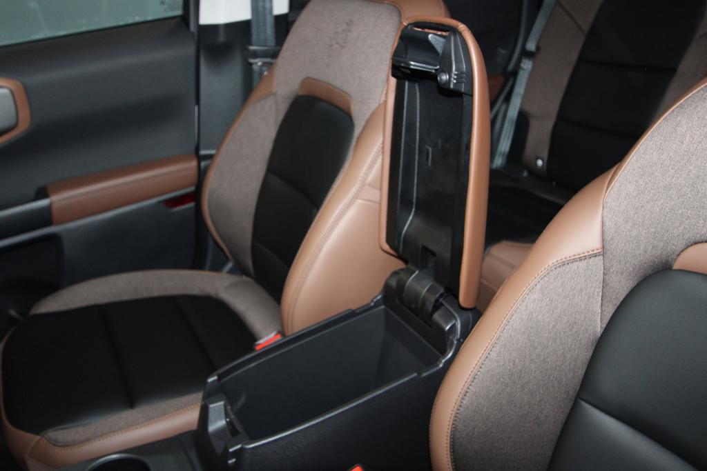 new 2025 Ford Bronco Sport car, priced at $39,698