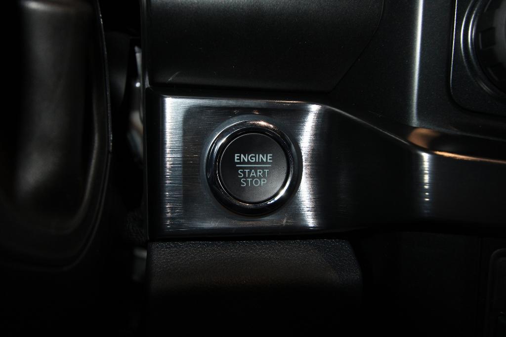 new 2025 Ford F-250 car, priced at $78,065