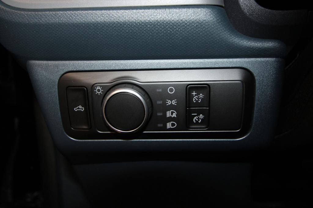 new 2025 Ford Maverick car, priced at $34,332