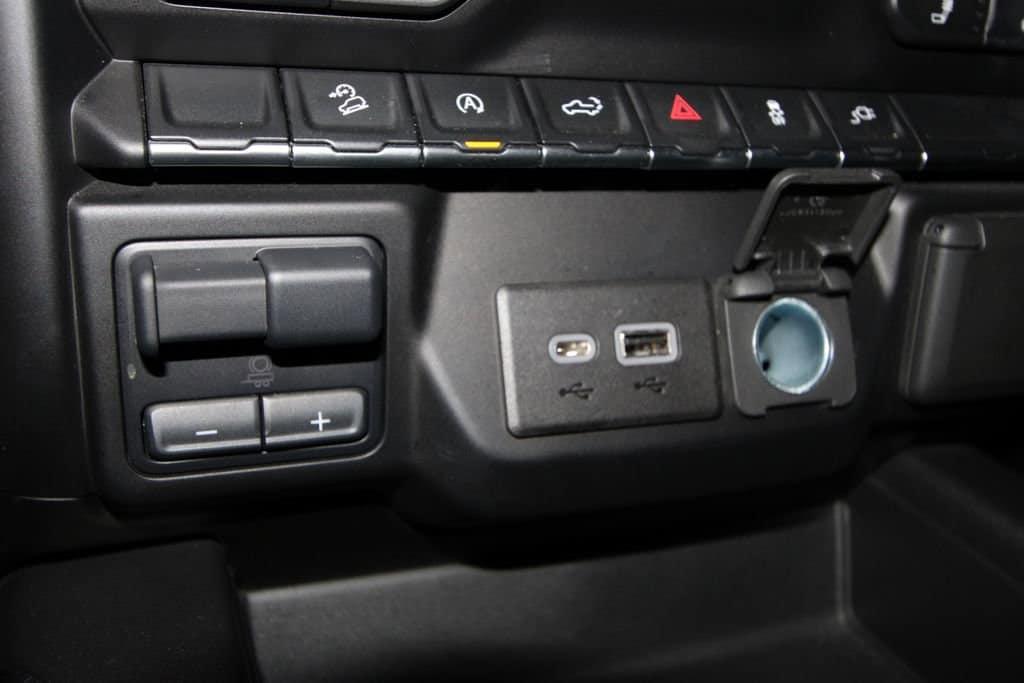used 2021 Chevrolet Silverado 1500 car, priced at $42,991