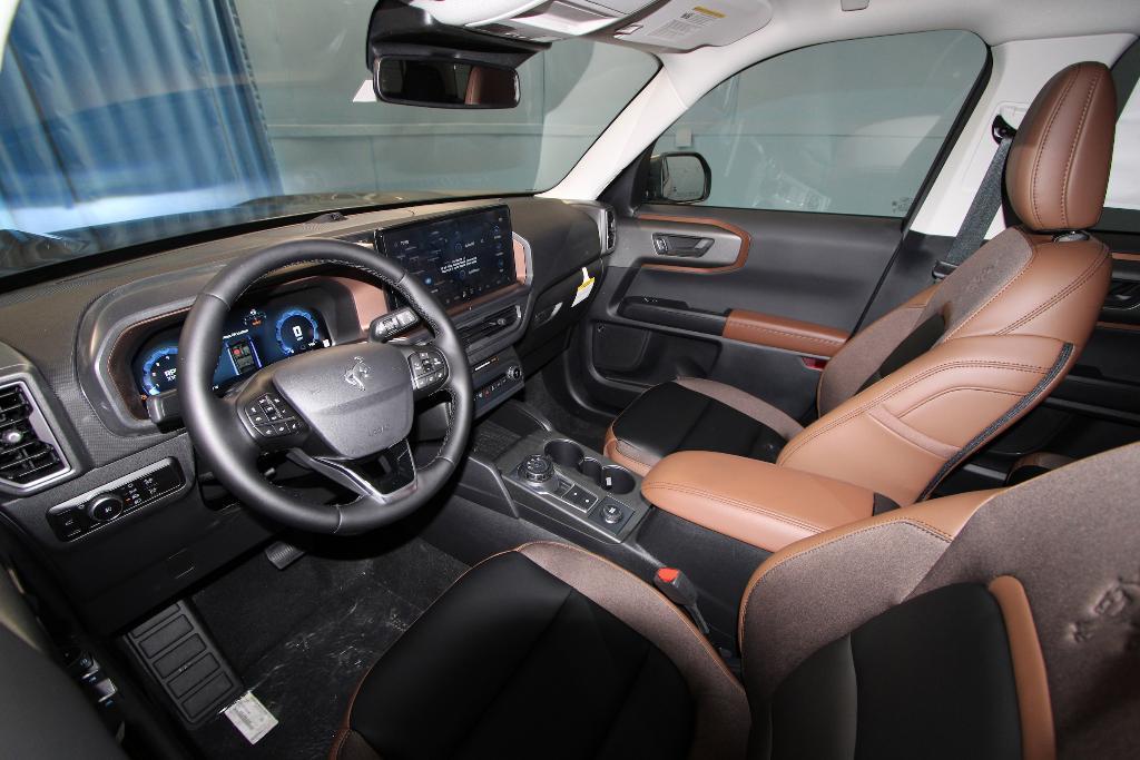 new 2025 Ford Bronco Sport car, priced at $36,371
