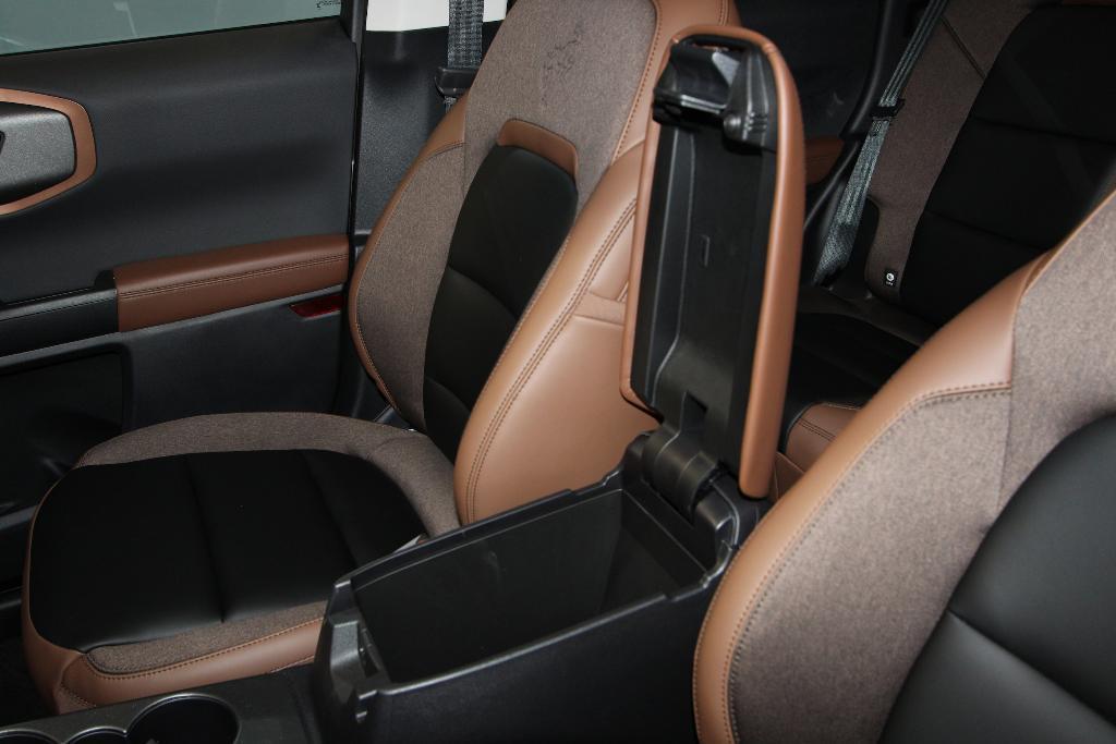new 2025 Ford Bronco Sport car, priced at $36,371