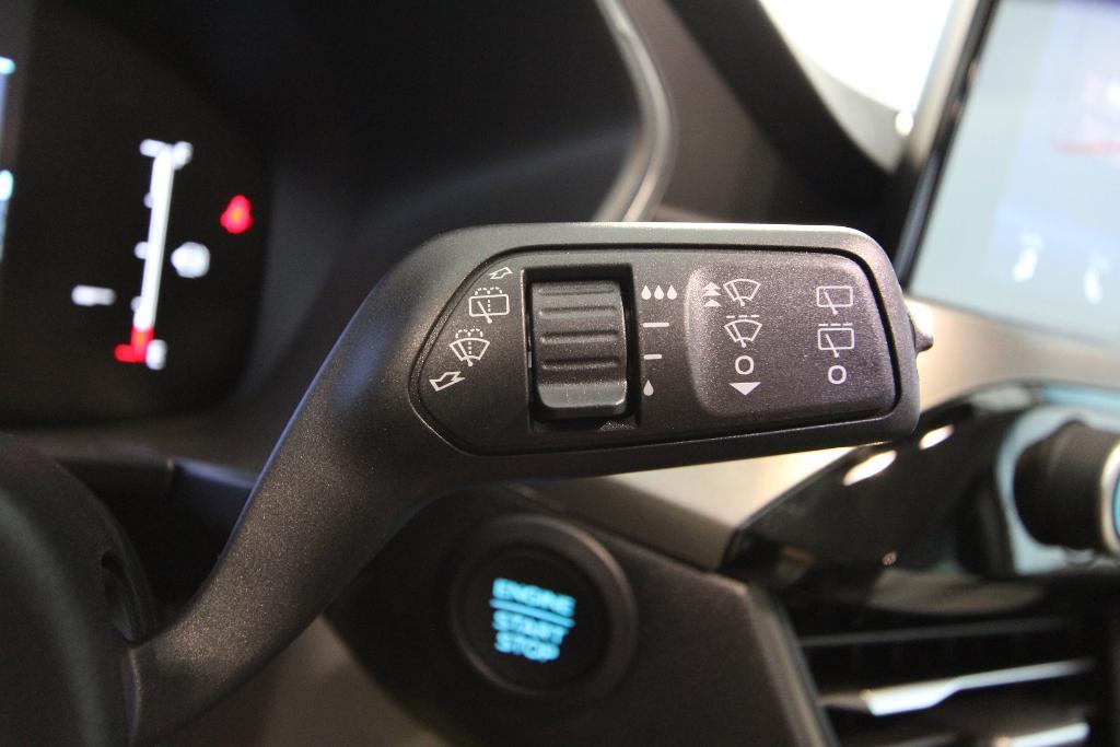 new 2025 Ford Escape car, priced at $31,388