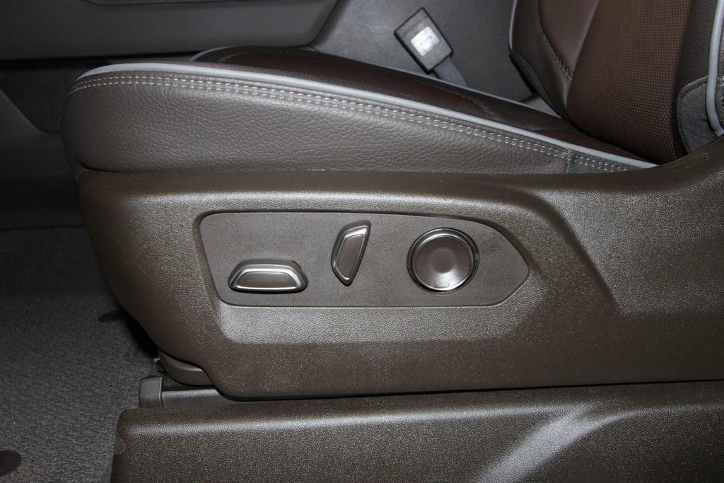 used 2025 GMC Sierra 2500 car, priced at $83,240
