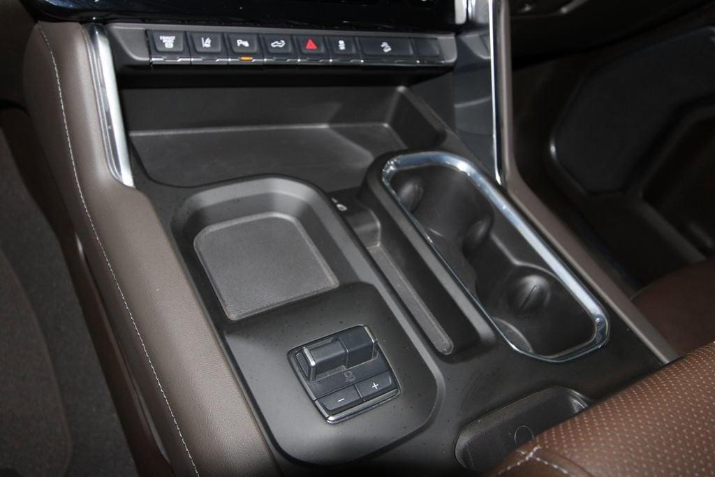 used 2025 GMC Sierra 2500 car, priced at $83,240