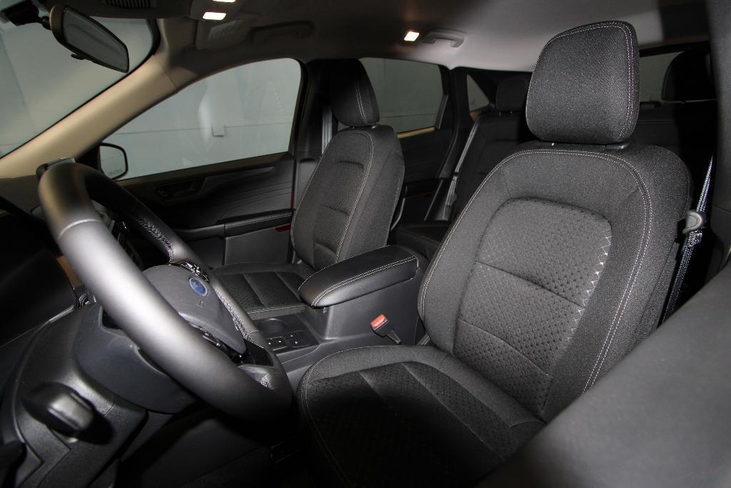 new 2025 Ford Escape car, priced at $31,444