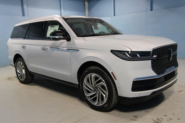 new 2025 Lincoln Navigator car, priced at $101,940