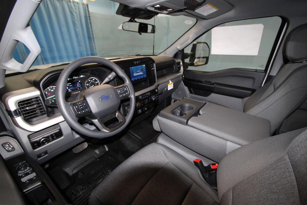 new 2025 Ford F-250 car, priced at $56,140