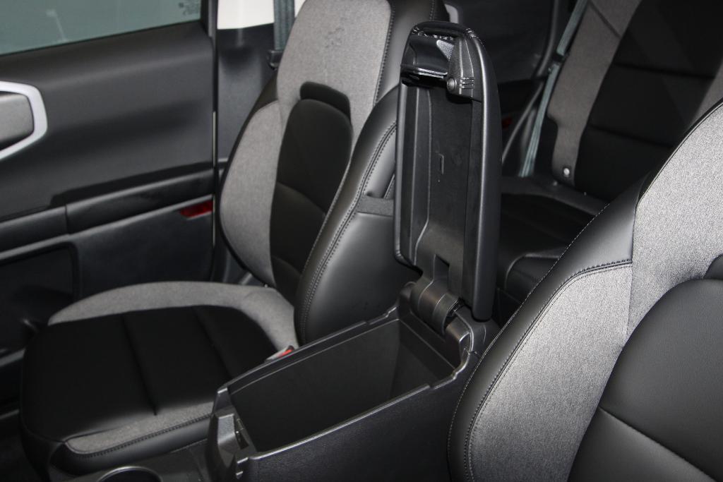 new 2025 Ford Bronco Sport car, priced at $36,807