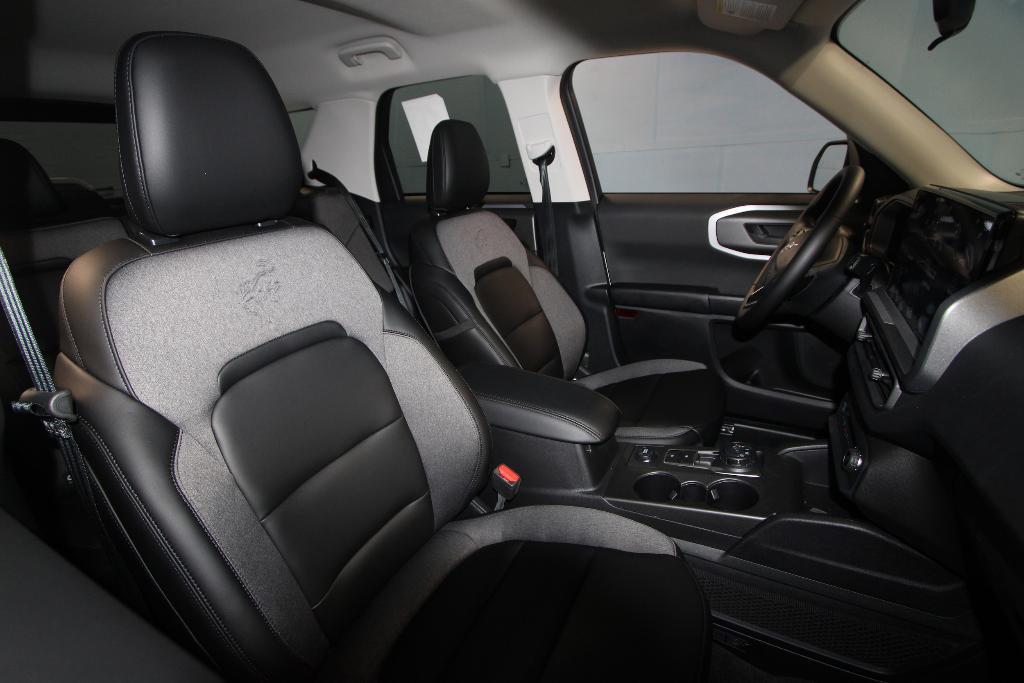 new 2025 Ford Bronco Sport car, priced at $36,807