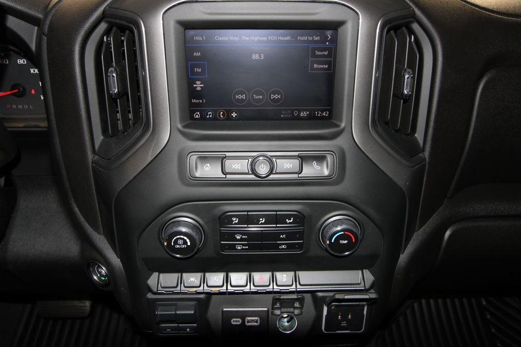used 2024 Chevrolet Silverado 1500 car, priced at $44,991