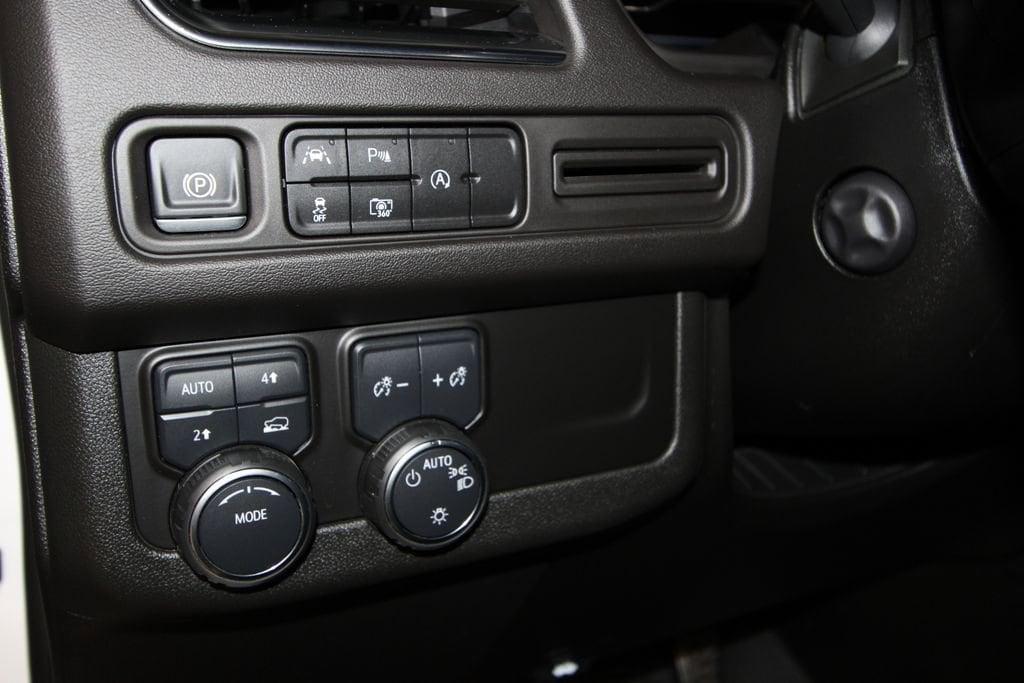 used 2024 Chevrolet Tahoe car, priced at $75,991