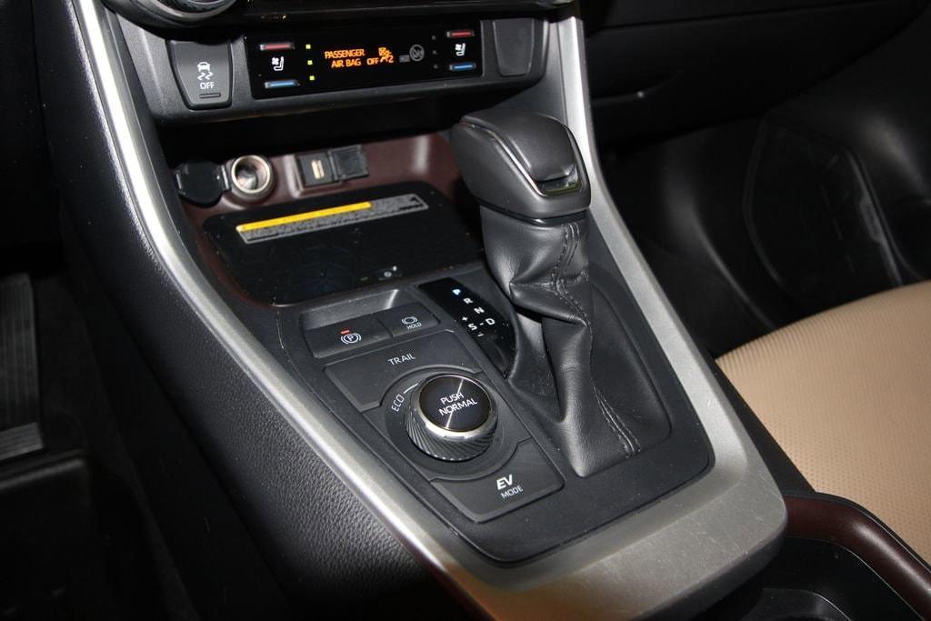 used 2020 Toyota RAV4 Hybrid car, priced at $31,991