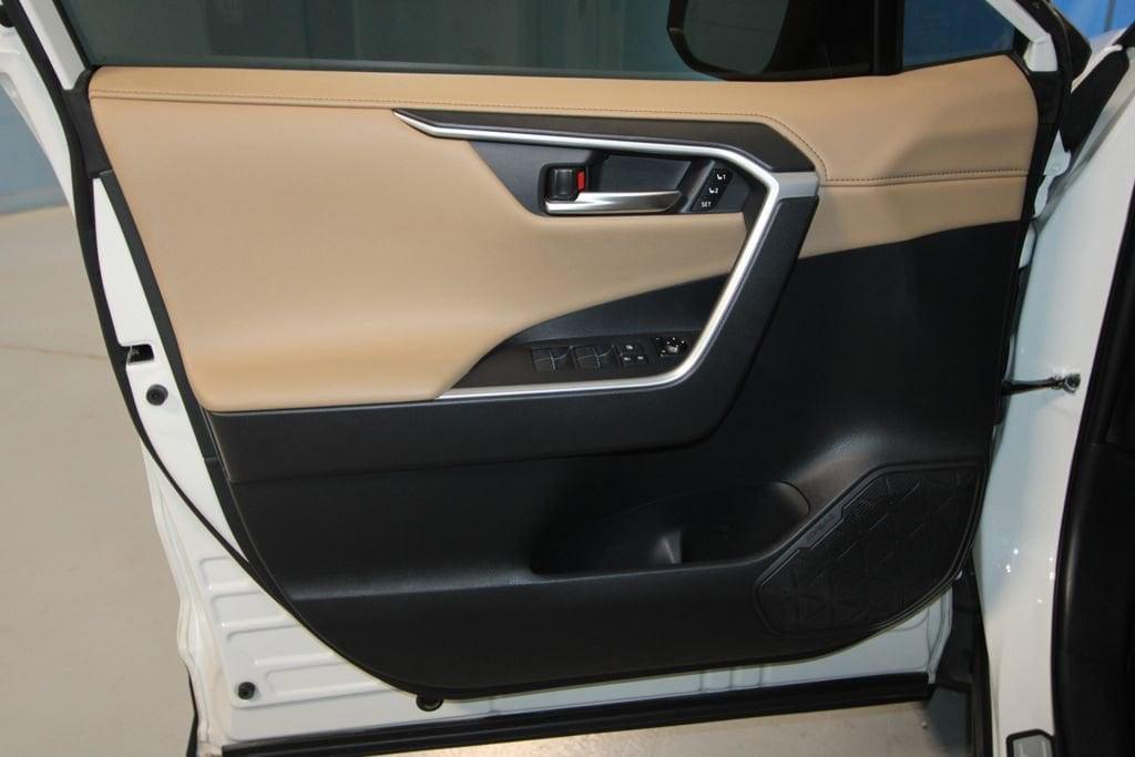 used 2020 Toyota RAV4 Hybrid car, priced at $31,991