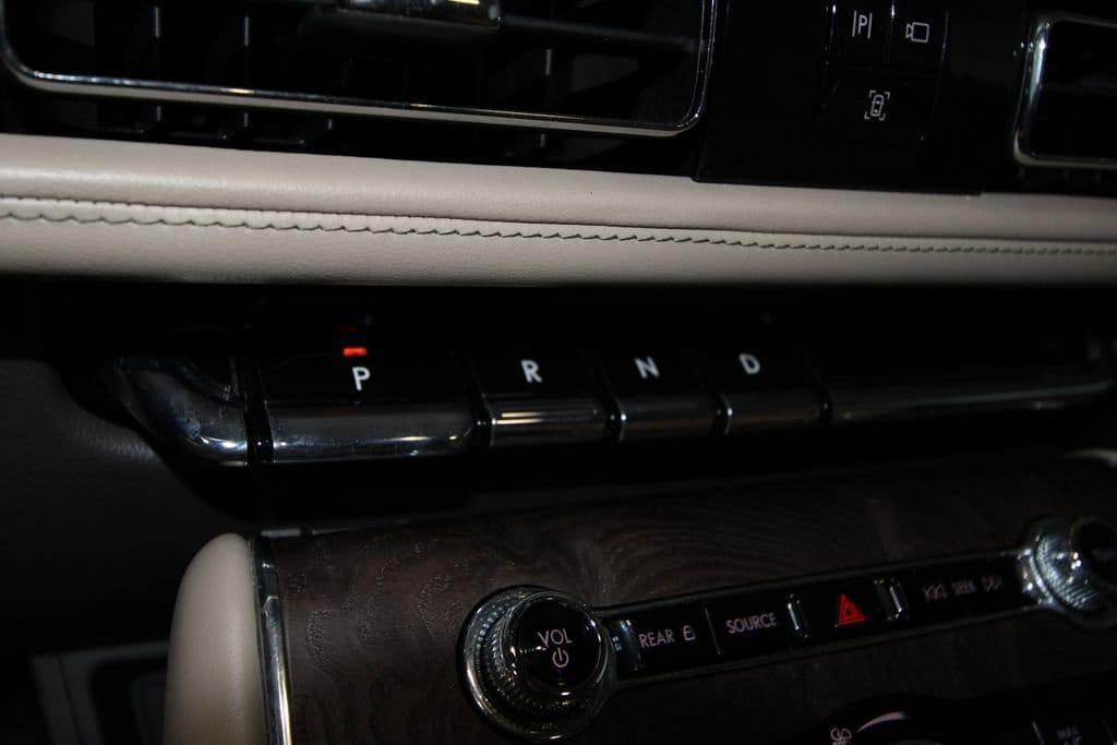 used 2022 Lincoln Aviator car, priced at $50,991