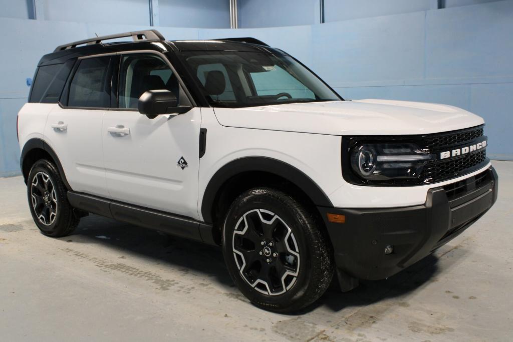 new 2025 Ford Bronco Sport car, priced at $36,920