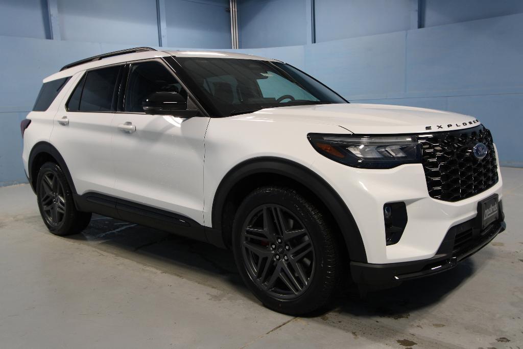 new 2025 Ford Explorer car, priced at $57,587