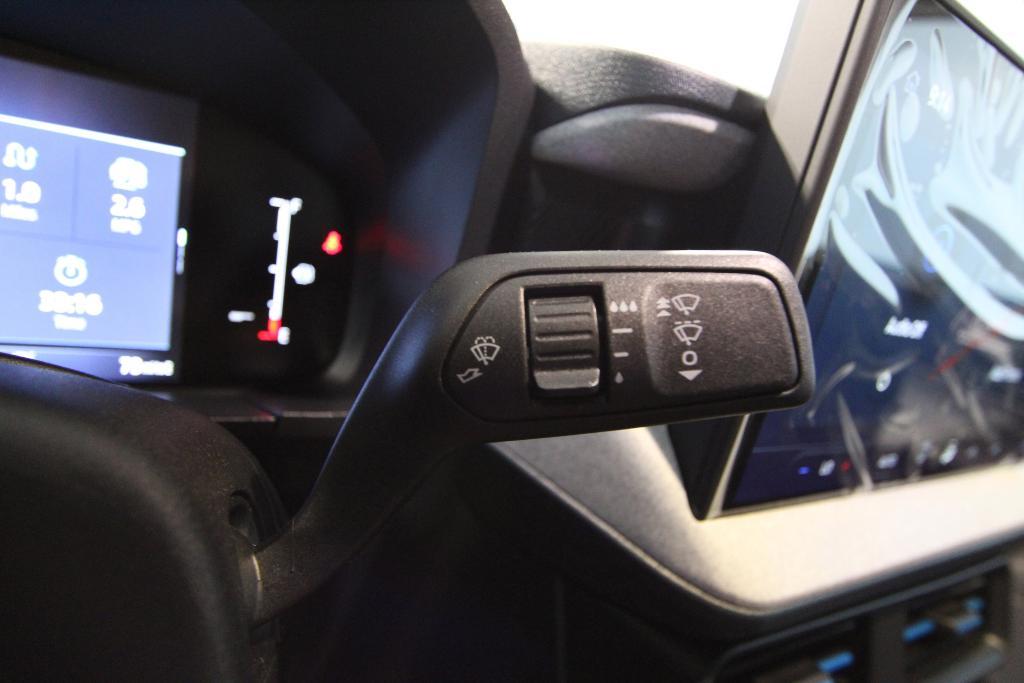 new 2025 Ford Maverick car, priced at $30,758