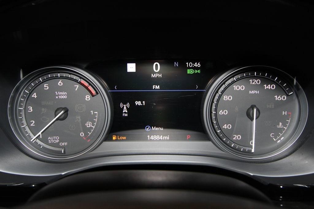used 2024 Cadillac XT6 car, priced at $43,540