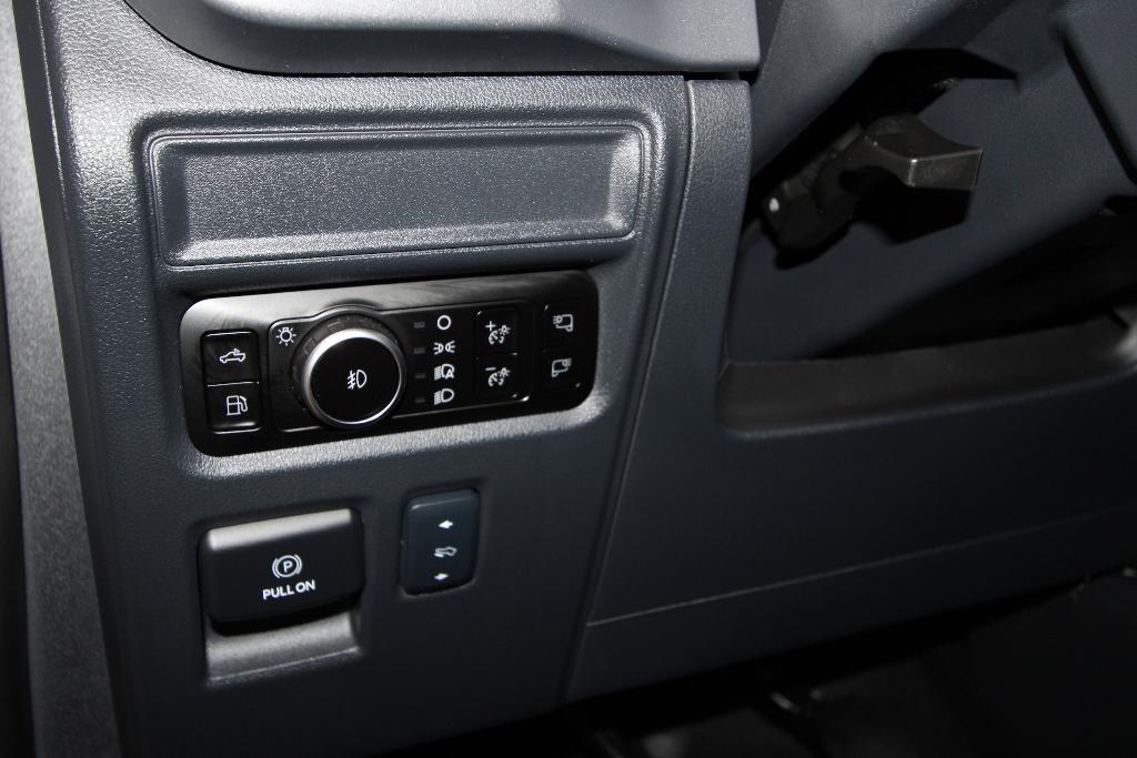 new 2025 Ford F-150 car, priced at $62,256