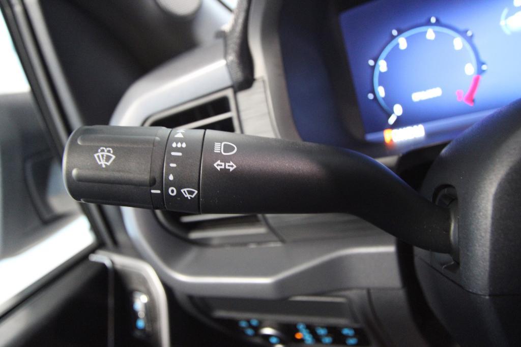 new 2025 Ford F-150 car, priced at $62,256